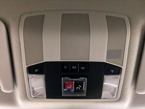 Used 2024 Mitsubishi Eclipse Cross SE image 35