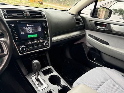 Used 2019 Subaru Legacy 2.5i Premium AWD/4WD image 20