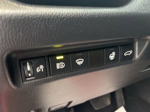 Certified 2022 Toyota RAV4 XLE Premium image 12