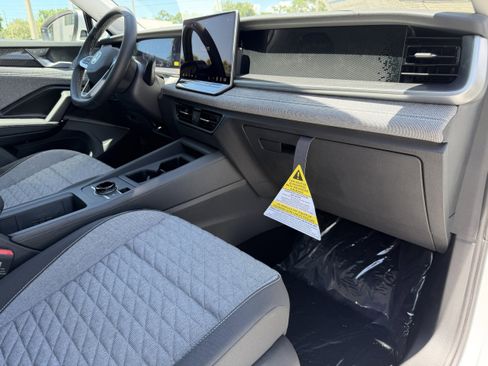 New 2026 Volkswagen Tiguan S FWD image 10