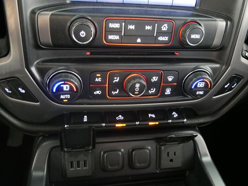 Used 2015 GMC Sierra 1500 SLE image 23