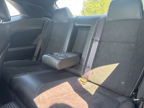 Used 2021 Dodge Challenger SRT Hellcat w/ Plus Package image 17