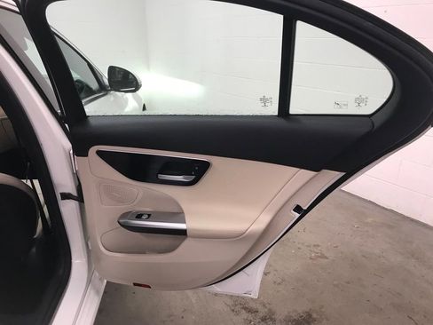 Used 2023 Mercedes-Benz C 300 4MATIC Sedan image 31