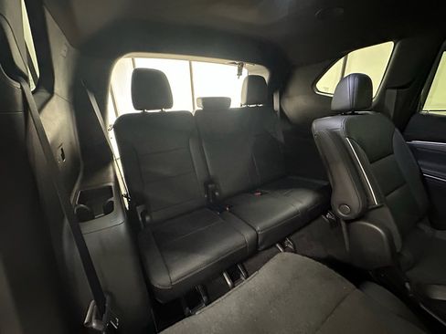 Certified 2025 Buick Enclave Sport Touring image 22