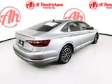 Used 2019 Volkswagen Jetta SE image 3