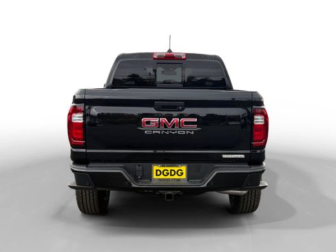 New 2026 GMC Canyon Elevation w/ Convenience Package image 4