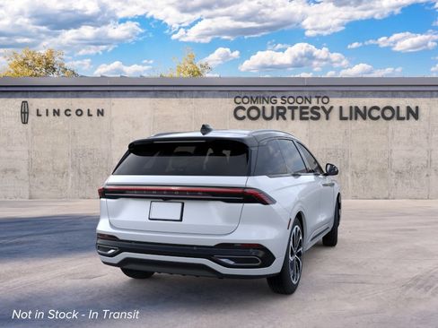 New 2026 Lincoln Nautilus Reserve AWD/4WD image 8