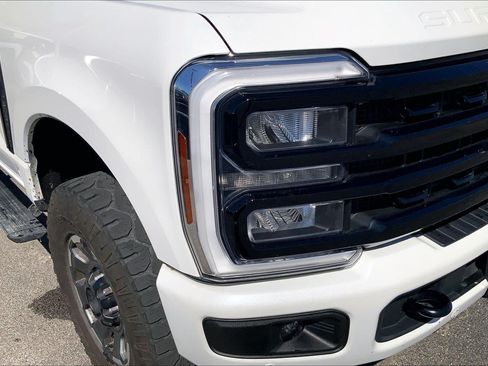 Used 2024 Ford F350 Lariat w/ Lariat Ultimate Package AWD/4WD image 24