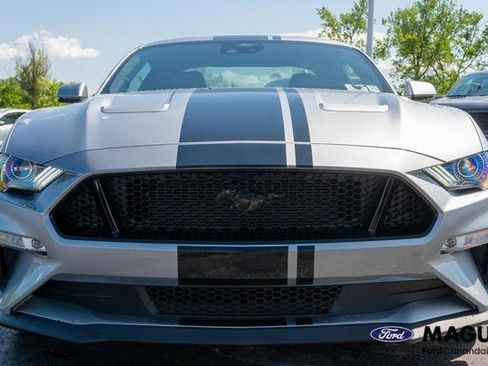Used 2022 Ford Mustang GT Premium w/ GT Performance Package RWD image 3