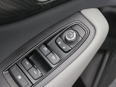 Certified 2025 Subaru Outback Premium w/ Popular Package #1A image 23