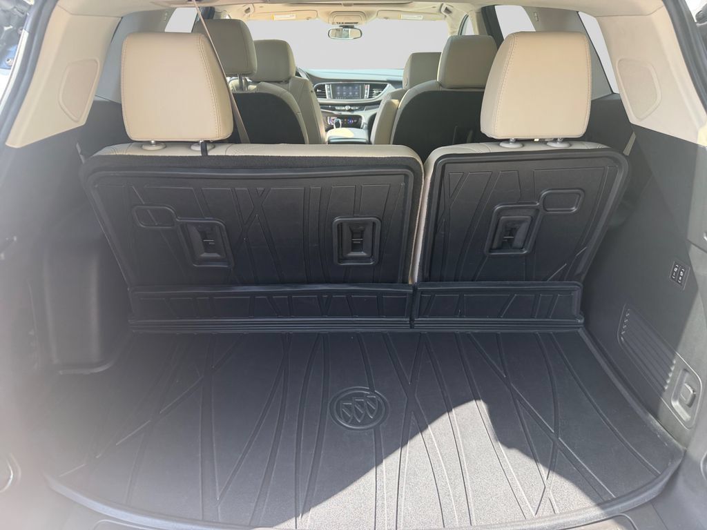 Used 2020 Buick Enclave Premium w/ Sun and Sites Package AWD/4WD image 24