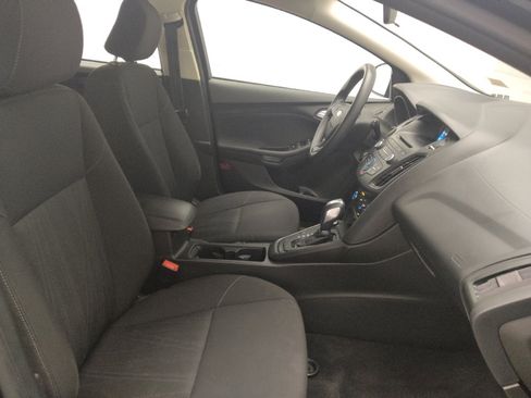 Used 2015 Ford Focus SE image 21