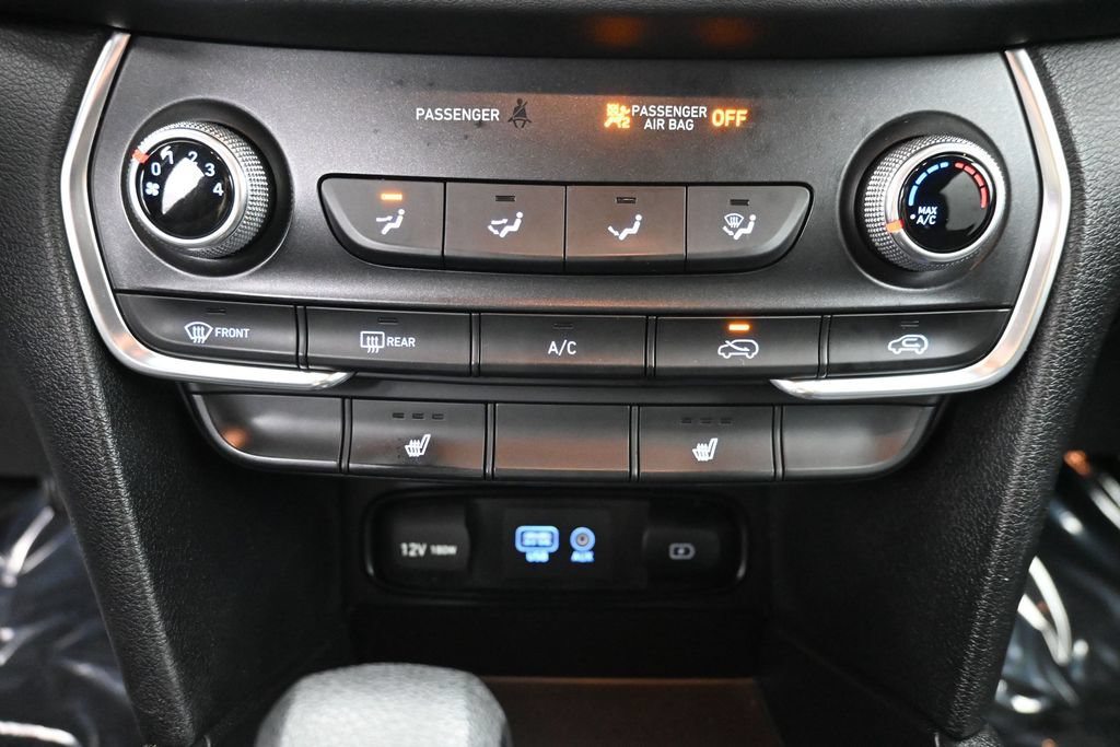 Used 2019 Hyundai Santa Fe SEL AWD/4WD image 18