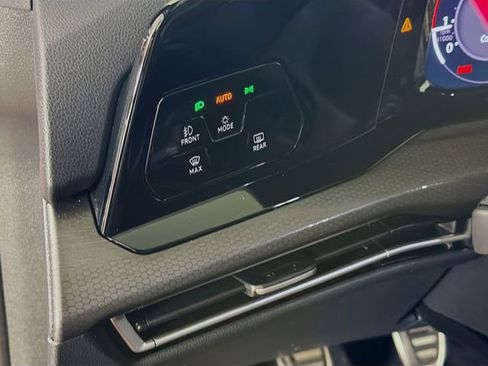 Used 2022 Volkswagen GTI Autobahn image 12