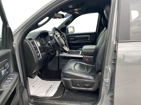 Used 2022 RAM 1500 Classic Warlock w/ Ceramic Grey Warlock Package AWD/4WD image 12