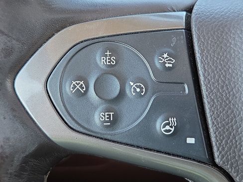 Used 2017 Chevrolet Silverado 1500 High Country image 17