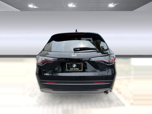 Used 2024 Honda HR-V Sport image 10