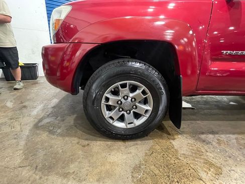 Used 2006 Toyota Tacoma 4x4 Access Cab V6 image 25