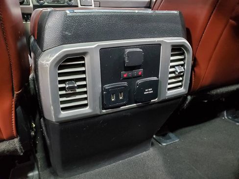 Used 2019 Ford F250 Platinum w/ Platinum Ultimate Package AWD/4WD image 28