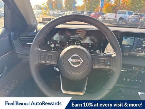 New 2026 Nissan Kicks SR w/ Cold Weather Package image 14