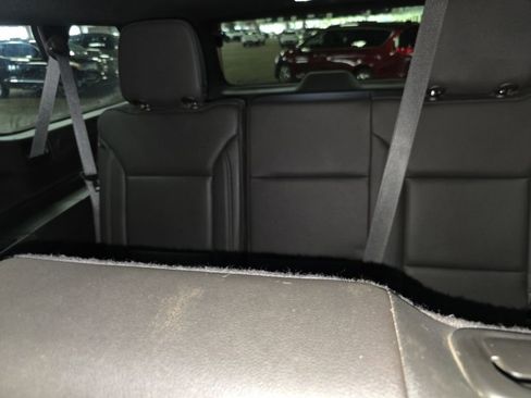 Certified 2024 Chevrolet Suburban LT w/ Luxury Package AWD/4WD image 16