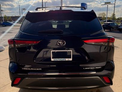 Used 2021 Toyota Highlander Limited