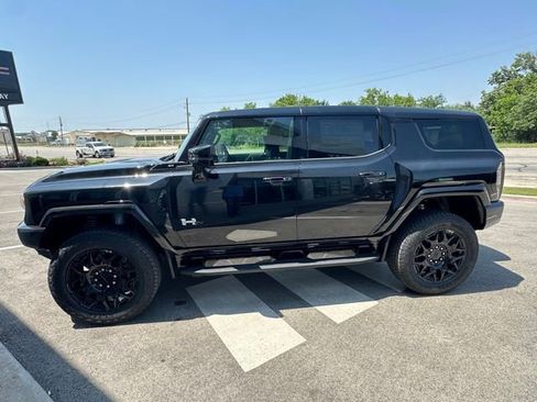 New 2025 GMC Hummer EV 2X image 9