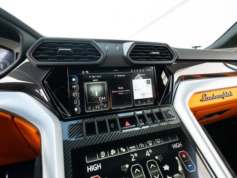 Used 2024 Lamborghini Urus S image 79