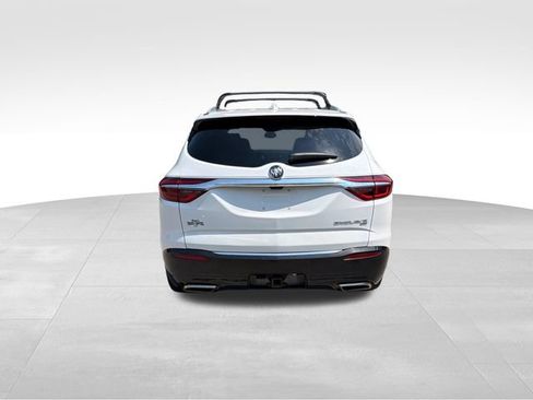 Used 2019 Buick Enclave Essence AWD/4WD image 4