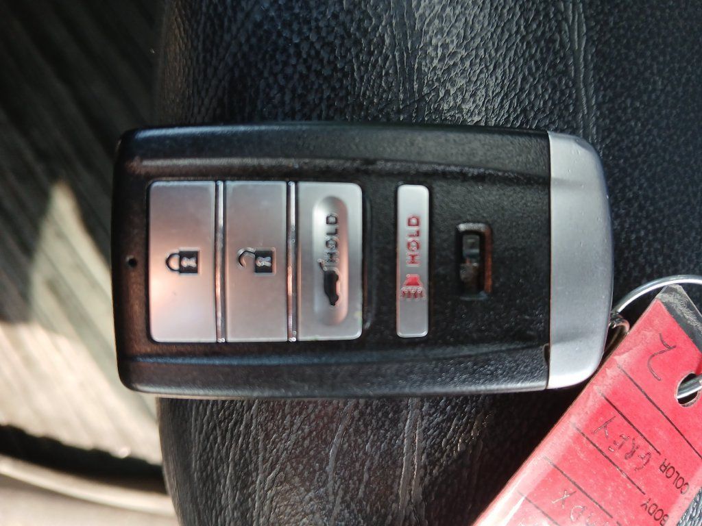 Used 2017 Acura MDX SH-AWD image 28