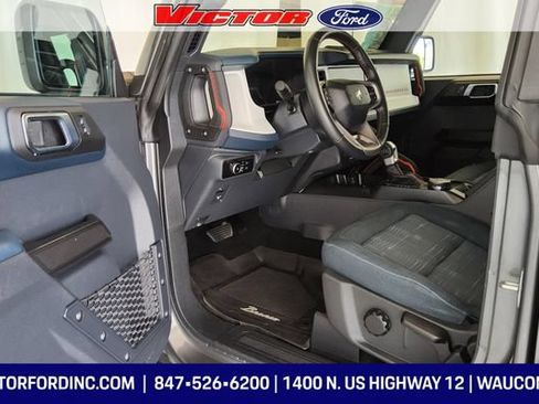 Used 2025 Ford Bronco Heritage Edition AWD/4WD image 10