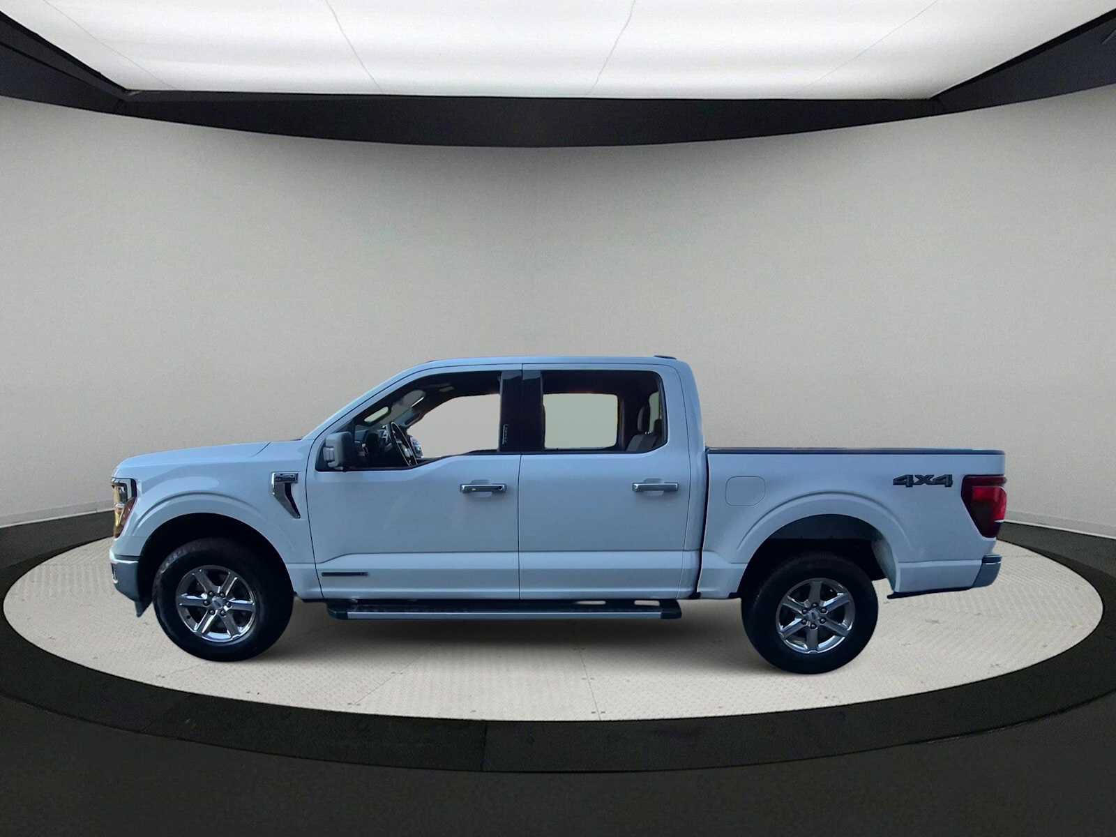 Used 2024 Ford F150 XLT w/ Mobile Office Package AWD/4WD image 5