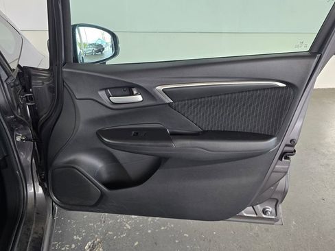 Used 2020 Honda Fit EX image 16