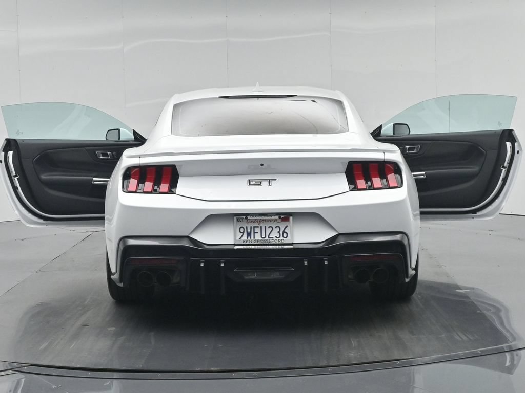Certified 2025 Ford Mustang GT RWD image 31