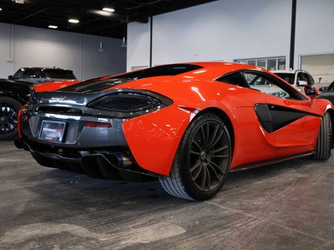 Used 2017 McLaren 570S Coupe image 6