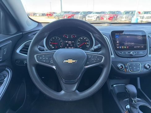 Used 2024 Chevrolet Malibu LT image 12