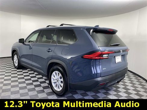 Used 2024 Toyota Grand Highlander XLE image 6