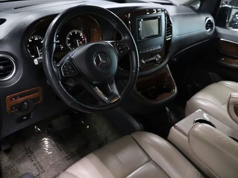 Used 2018 Mercedes-Benz Metris Passenger image 10
