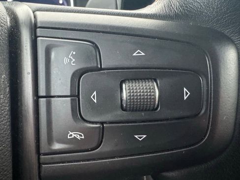 Used 2023 GMC Sierra 1500 AT4X image 18