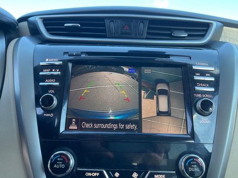 Used 2021 Nissan Murano SL w/ SL Moonroof Package image 6