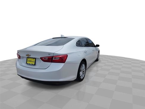 Used 2016 Chevrolet Malibu LT FWD image 8
