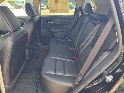 Certified 2026 Nissan Rogue SL AWD/4WD image 11