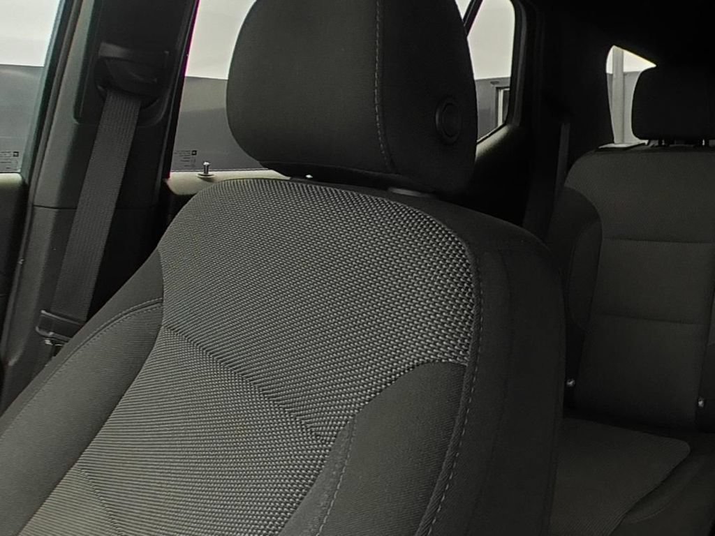 Used 2023 Chevrolet Traverse LT FWD image 9