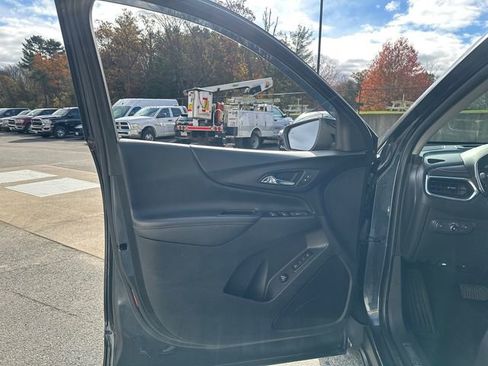 Used 2022 Chevrolet Equinox Premier w/ Redline Edition image 54