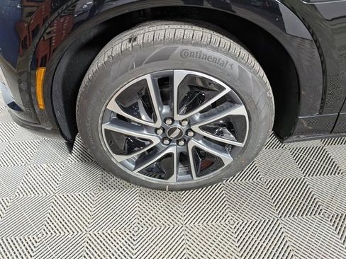 New 2026 Cadillac Optiq Sport 1 image 36