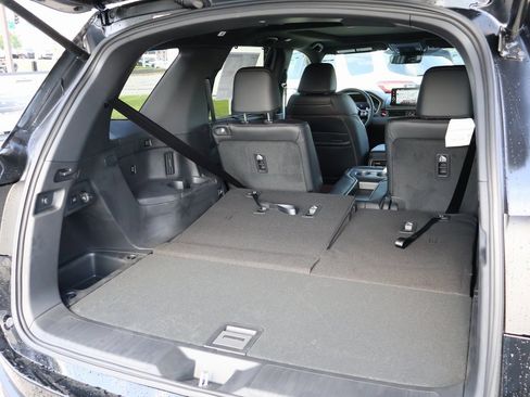 New 2025 Honda Pilot Black Edition image 12