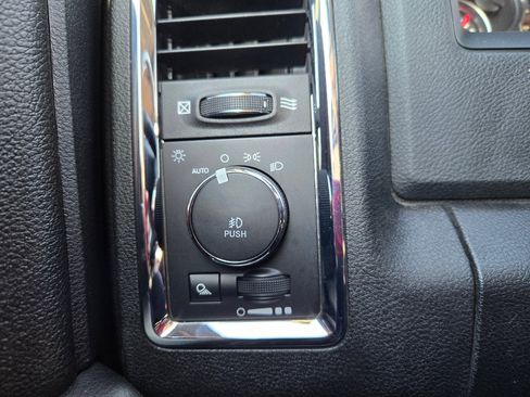 Used 2017 RAM 2500 Laramie w/ Protection Group image 12