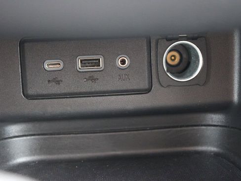 Used 2023 Chevrolet Equinox LT image 42