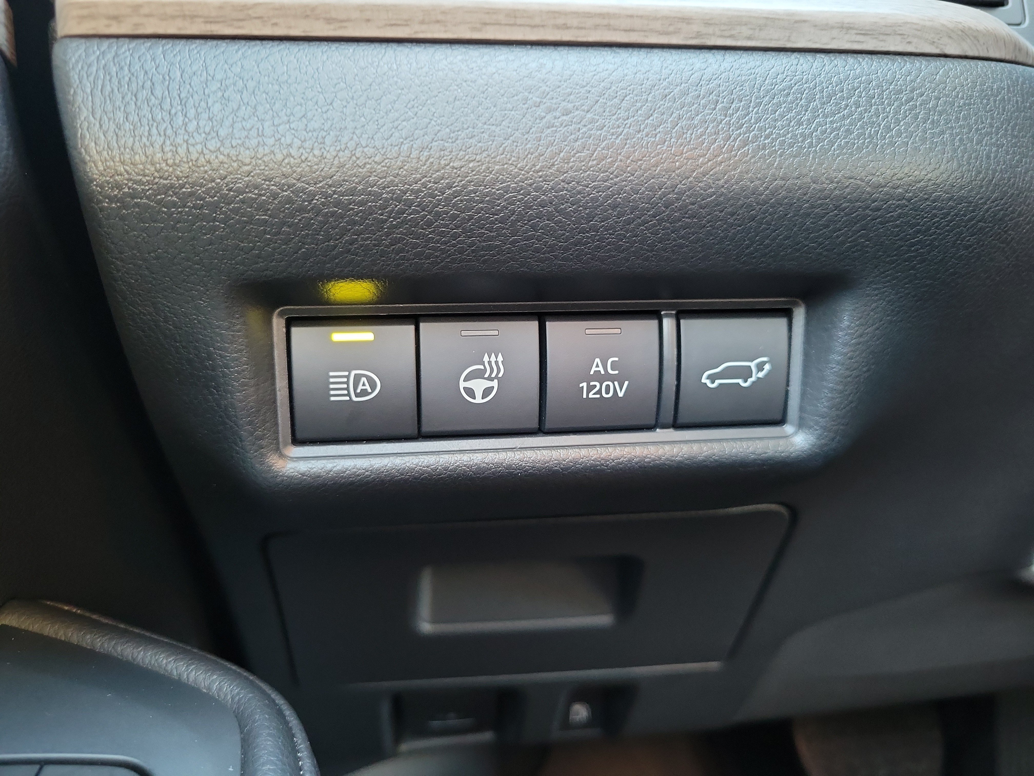 Used 2025 Toyota Grand Highlander AWD Hybrid image 26
