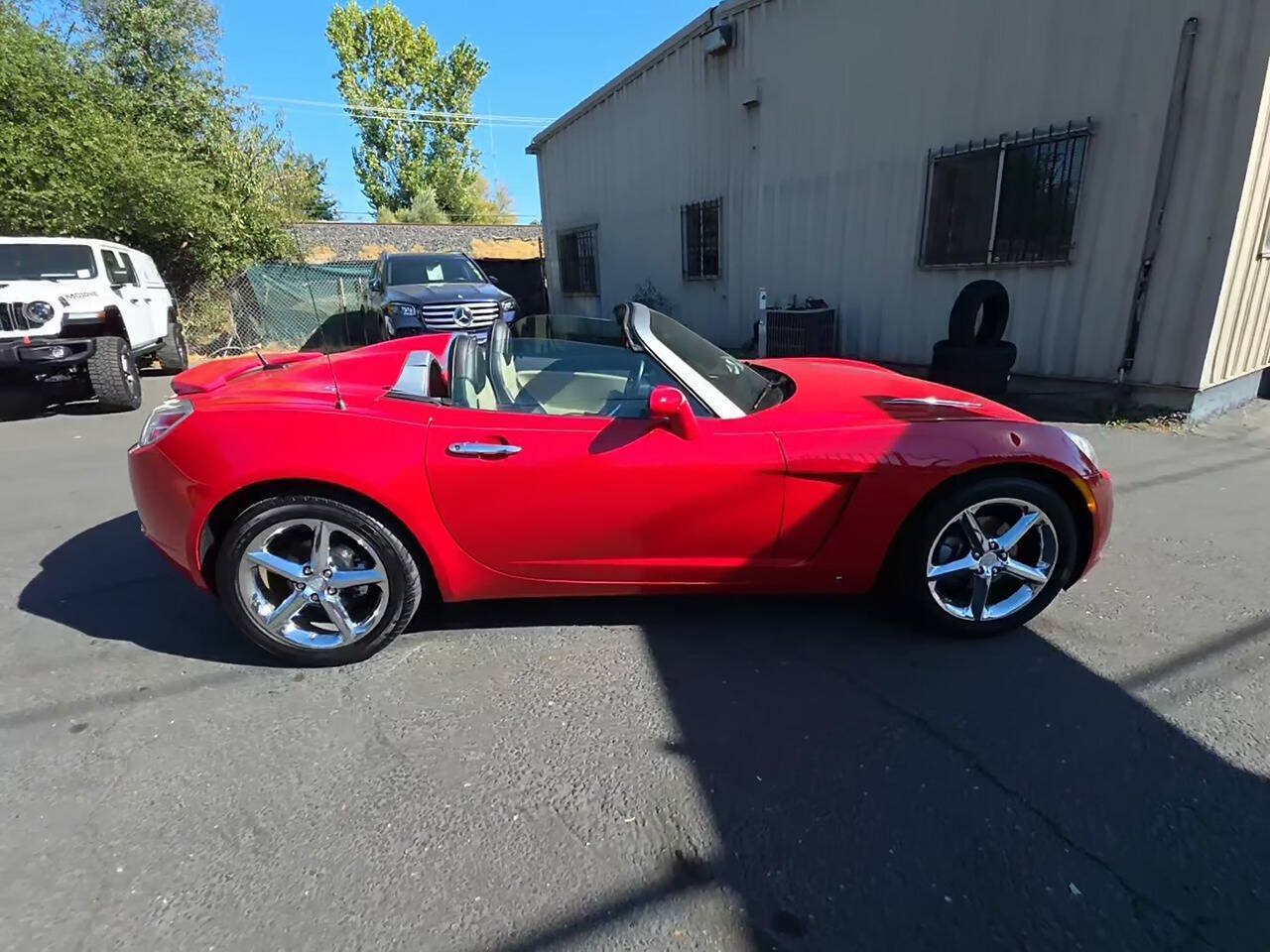 Used 2008 Saturn Sky w/ Premium Trim Package RWD image 5